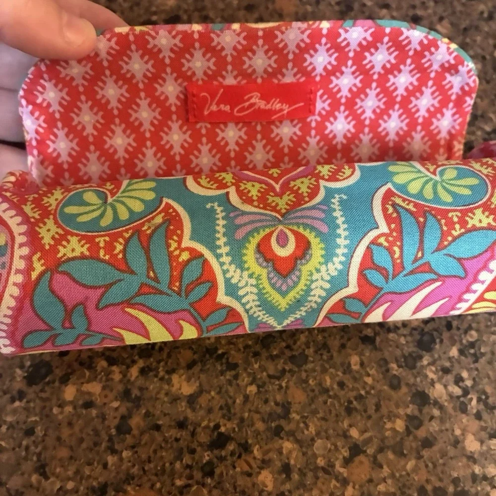 Vera Bradley Eyeglass Case Paisley in Paradise Magnetic Closure Roll Boho